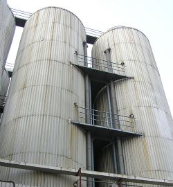 beer fermentation tank